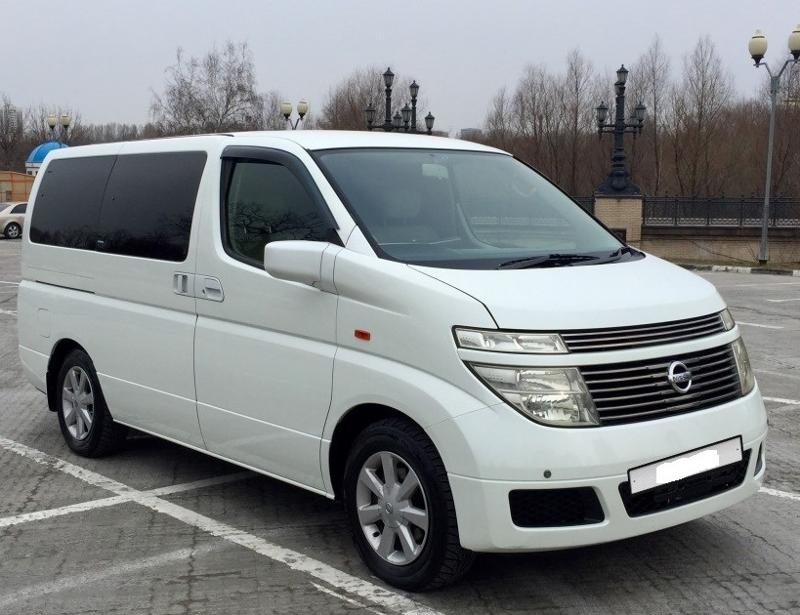 Nissan elgrand iii